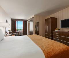 Gold Coast Hotel & Casino Las Vegas: Premium Two Doubles