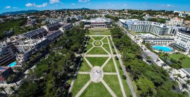 Casino Estoril: View from afar